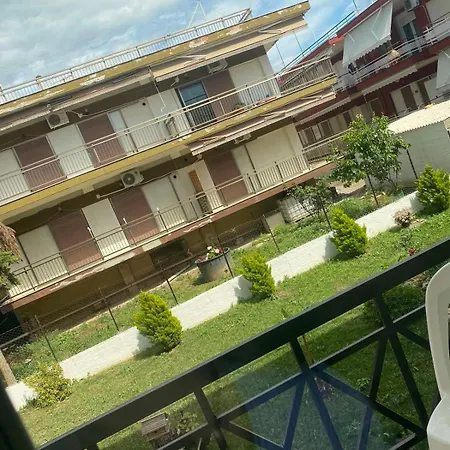 Marina's Apartament Nea Plagia